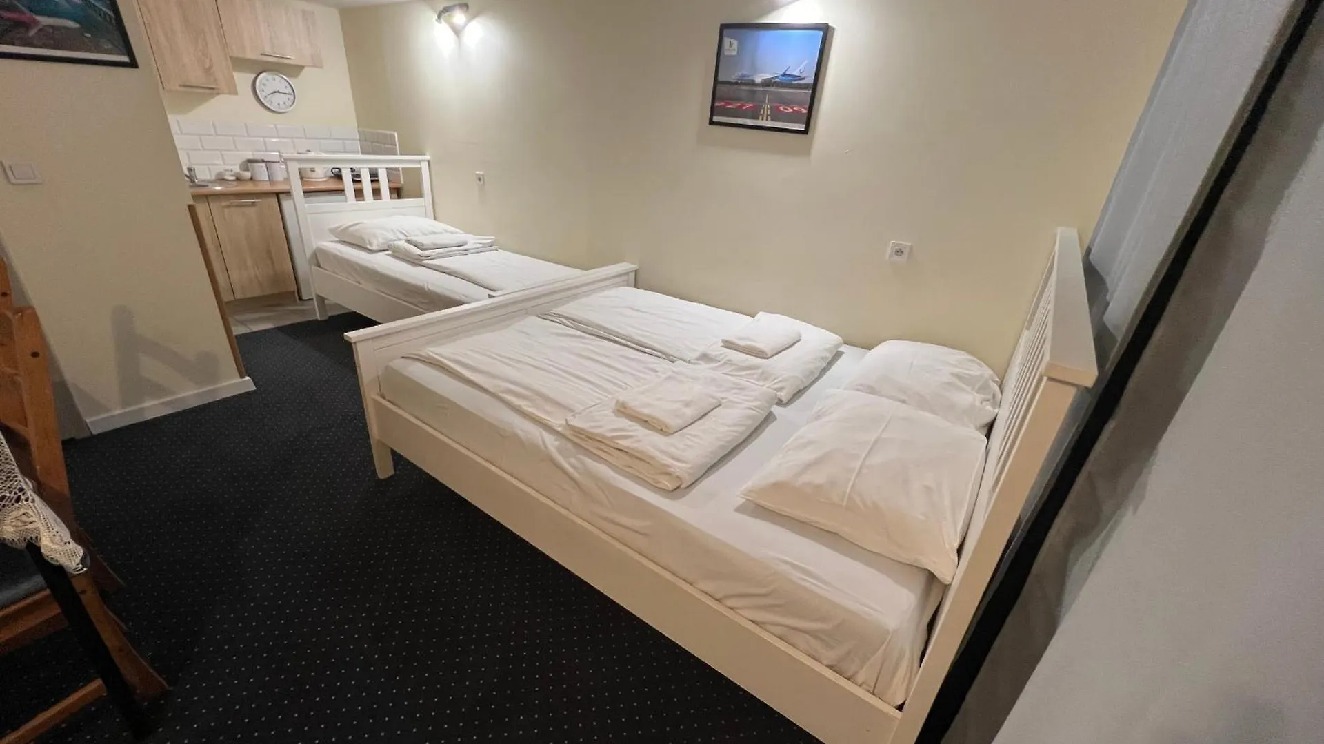Noclegi Airportpark Guest House Pyrzowice