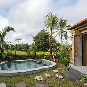 https://villa-sawah-sebatu.ubudhotelsnow.com