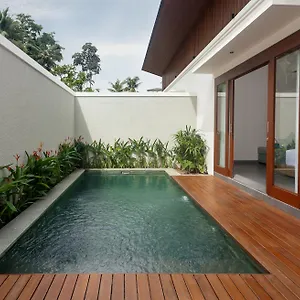 https://the-ambengan-villas-ubud-by-pramana-villas.ubudhotelsnow.com